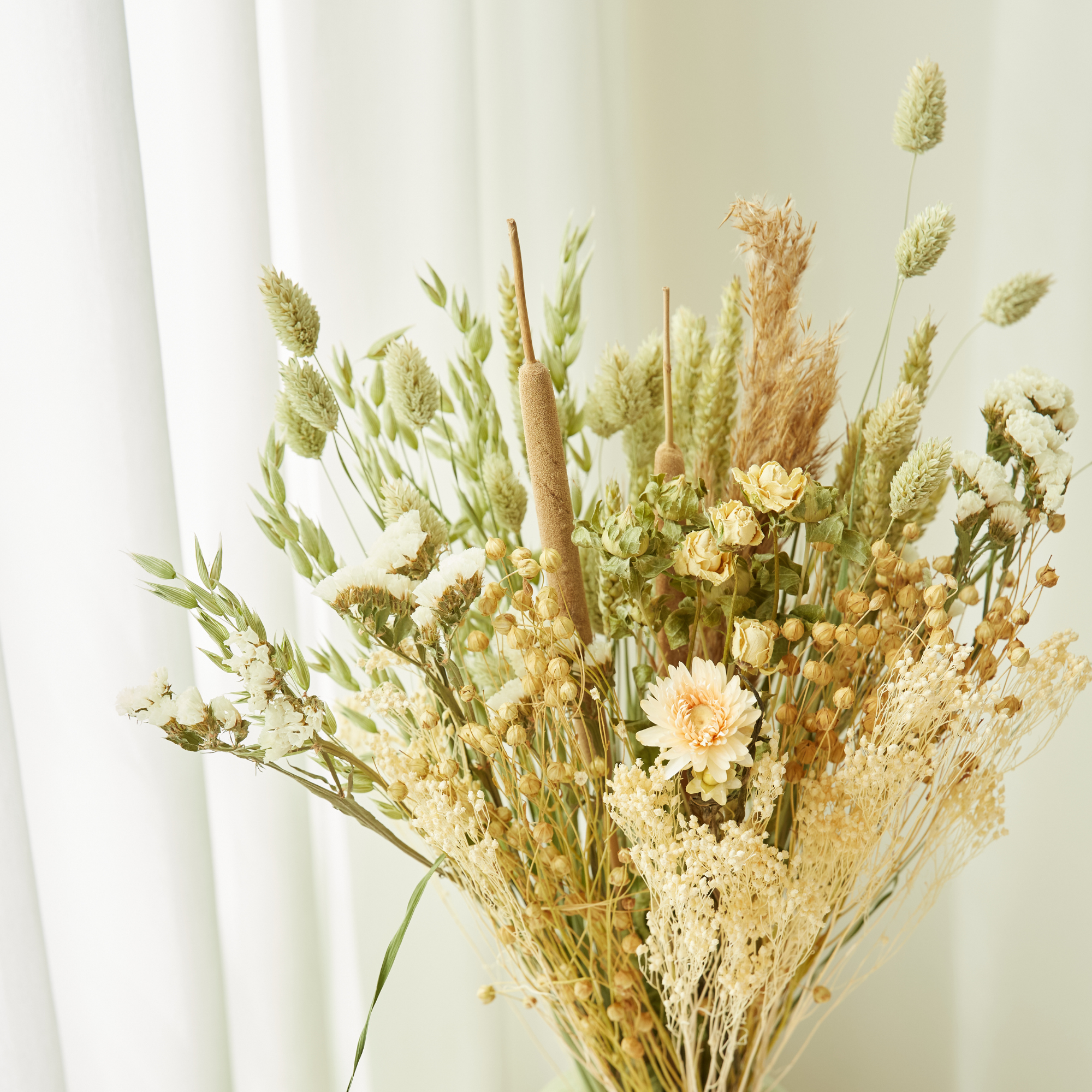 Field Bouquet - Natural - Large