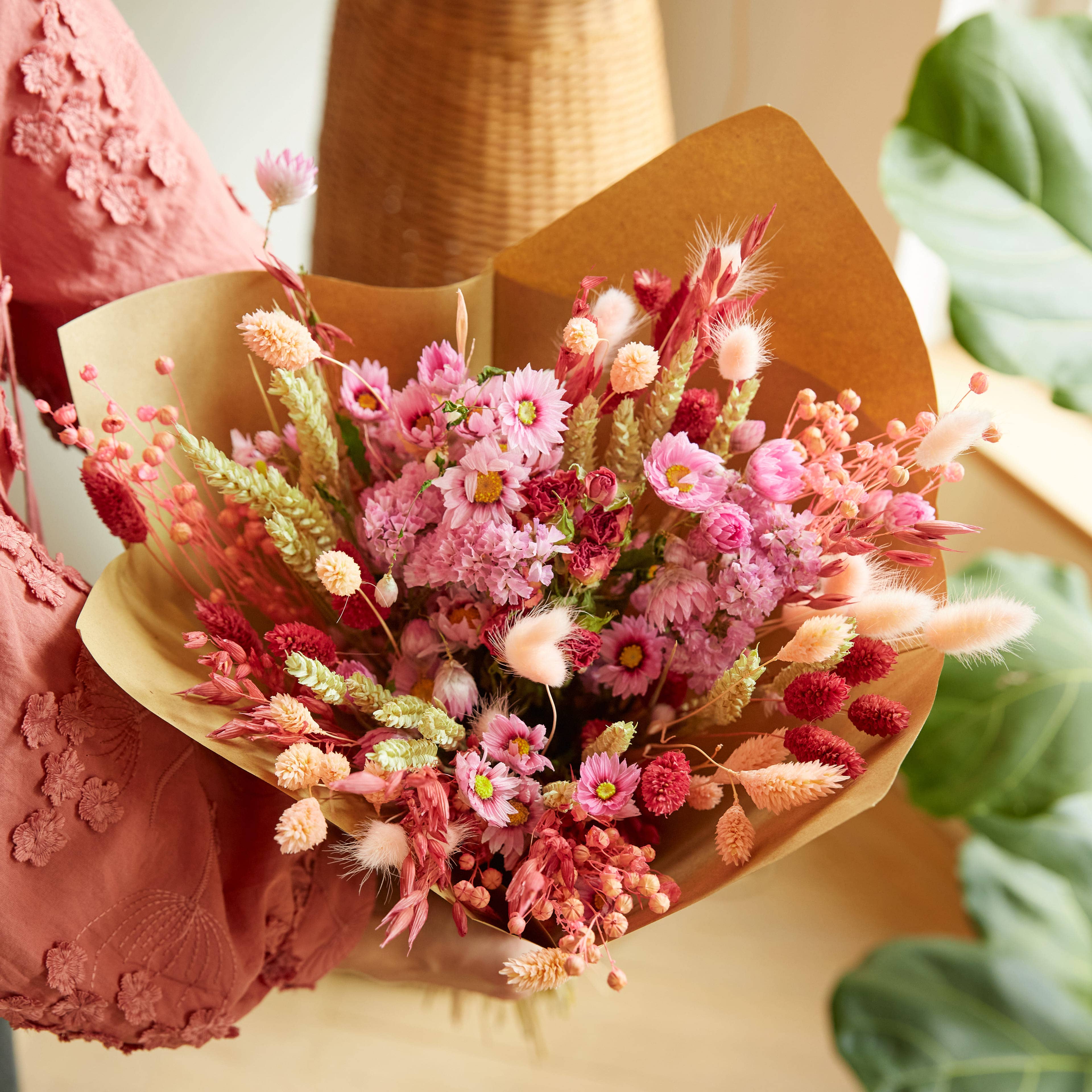 Classic Mother's Day Bouquet - Sweet Embrace - Large