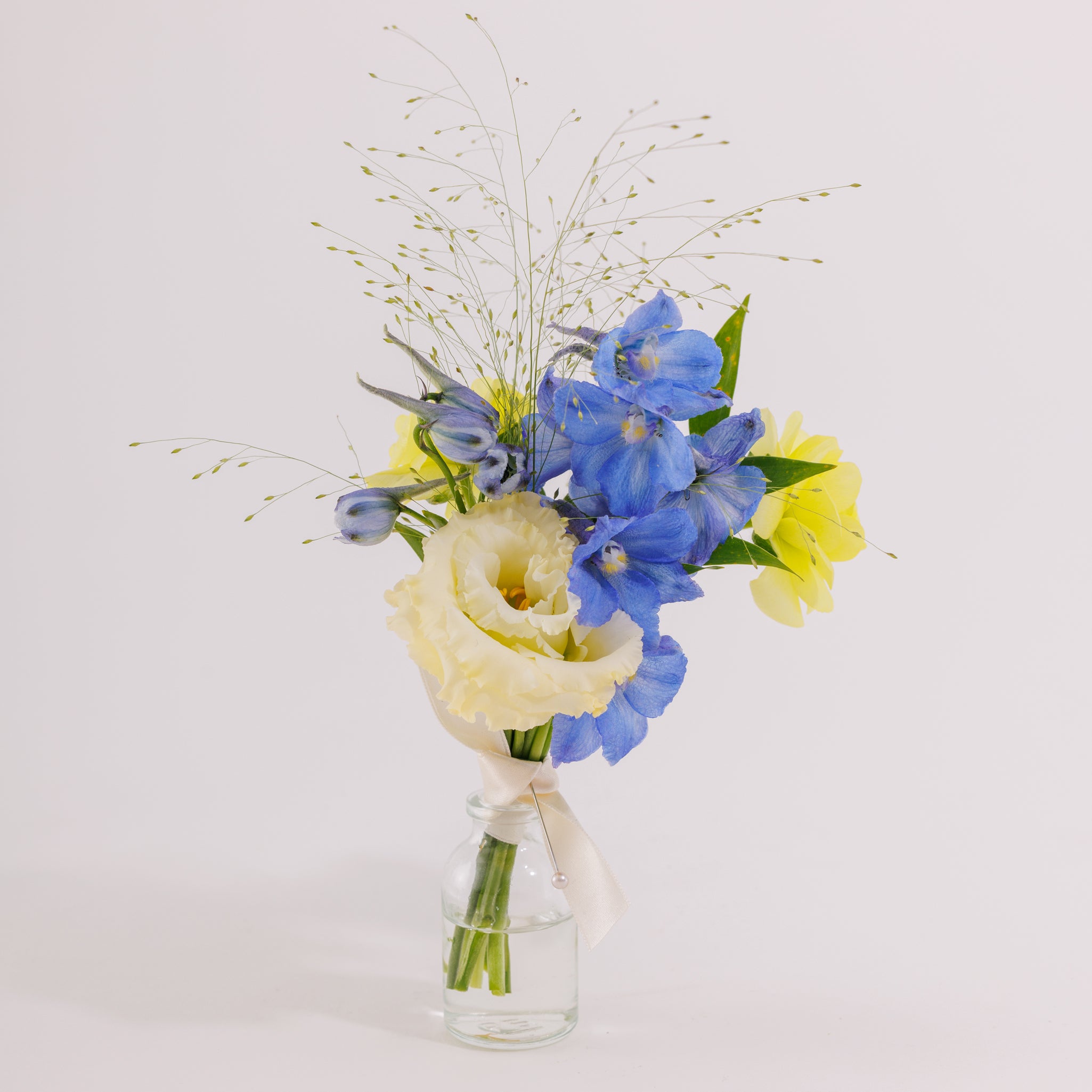 Buttonholes (Bon Bon)