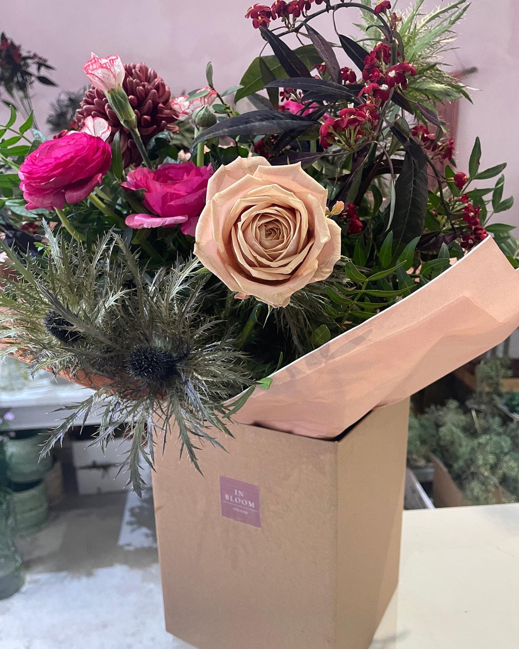 Robin - Limited edition festive bouquet